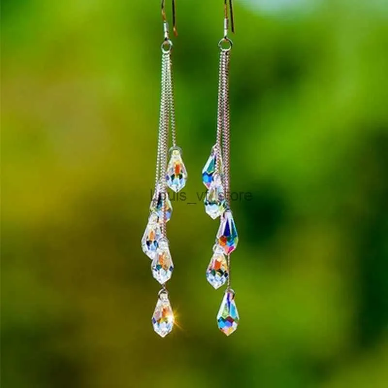 Chandelier en peluche de lustre élégant Boucles d'oreilles de pierres de zircon blanc