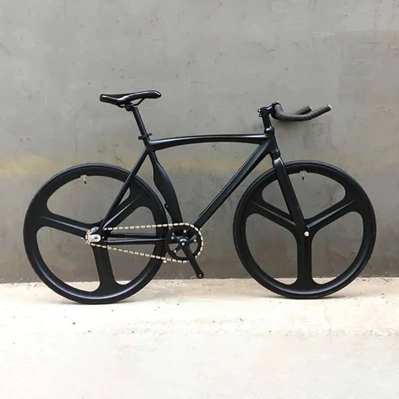 Bikes 700c Track Bike 3 SPOKES MAGNESIUM ALLIAL RIM SEMPLE SEMPLE V-Brake Fixed Gear Muscular Bicycle Aluminium Cadre Roues personnalisables Y240423