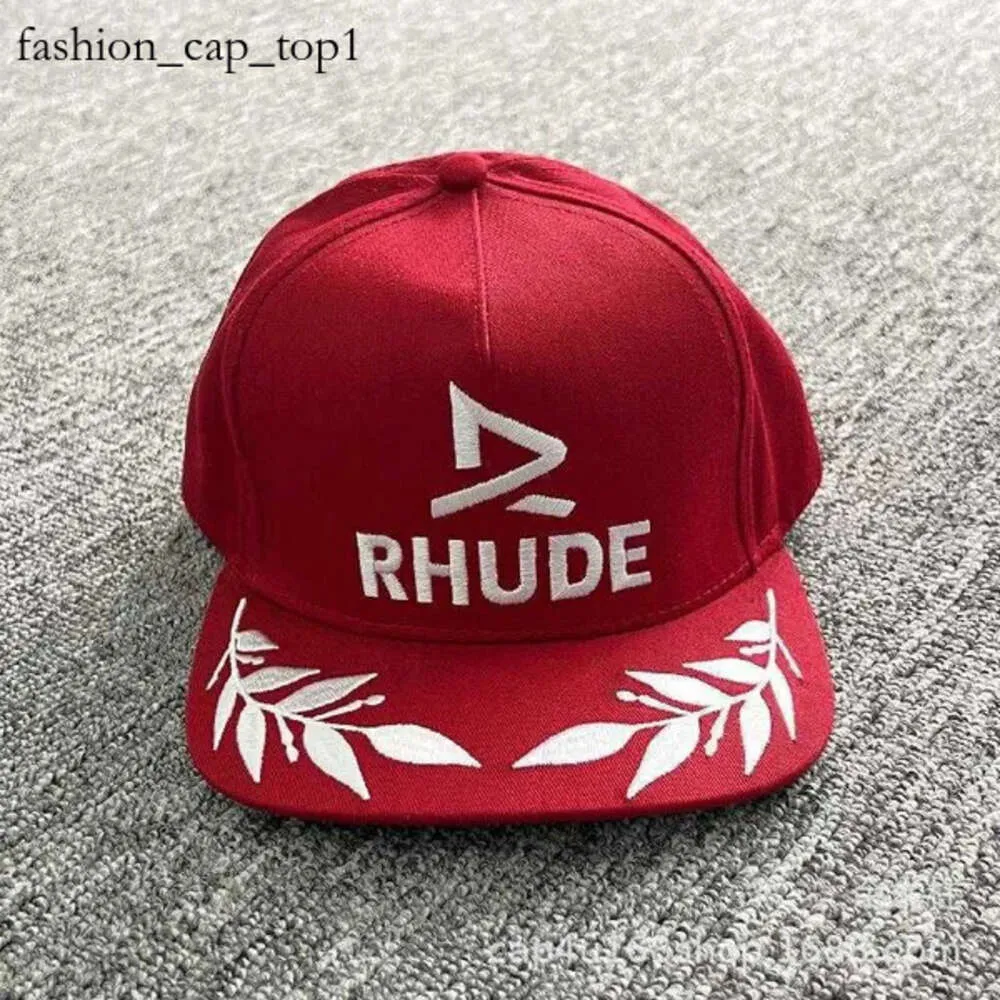 Chapeau à hommes Rhude Hat Summer Fashion Berets Ball Caps Rhude Chapeaux de haute qualité Luxury American Camion Men's Women's Flat Brim Baseball Autumn Hiver Rhude Brand 7868