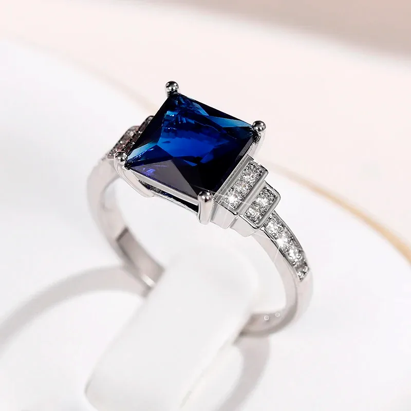 Bands Huitan Vintage Blue Cubic Zirconia Rings for Women Sparkling Wedding Bands Accessories Lady's Rings Anniversary Party Jewelry