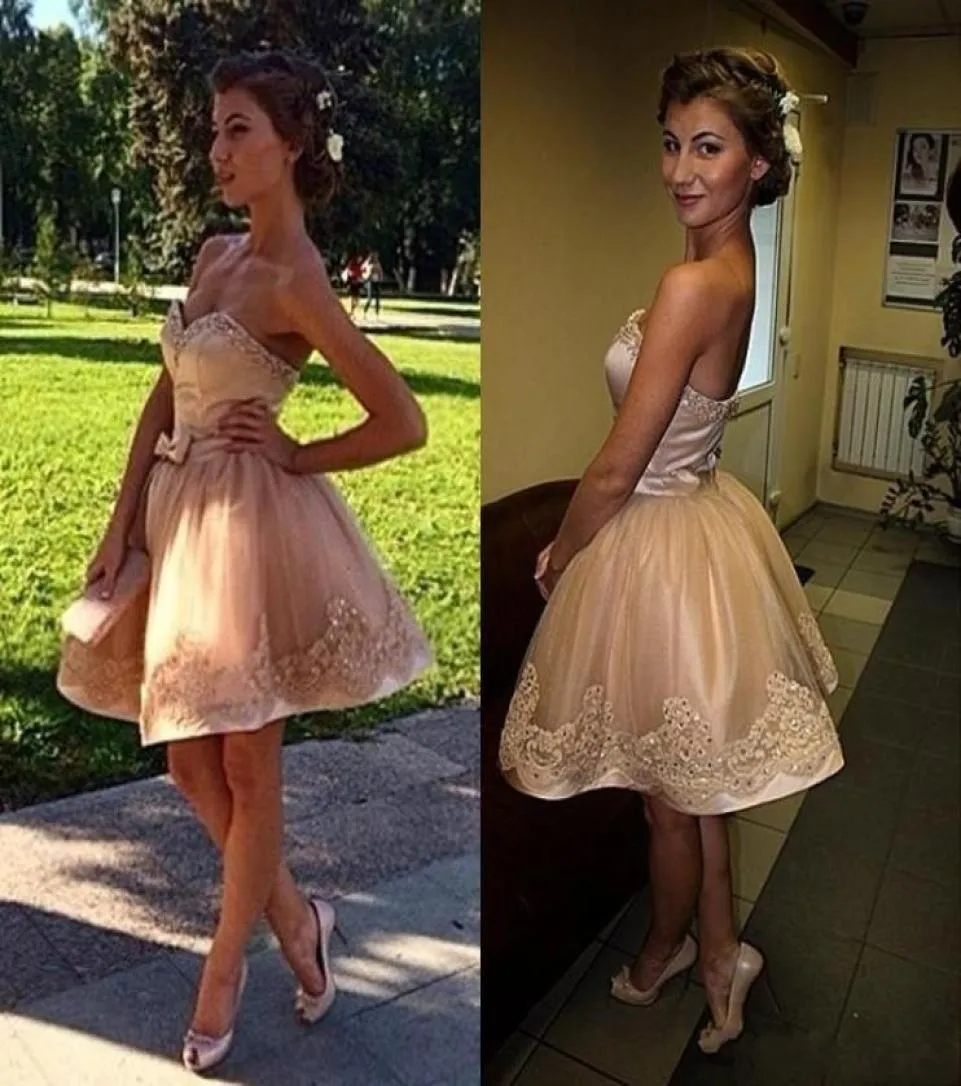 2020 New Sexy Short Mini Champagne Cocktail Dresses Sweetheart Lace Appliques Beads Pearls Sash Bow Sweet 16 Homecoming Dress Prom6737255