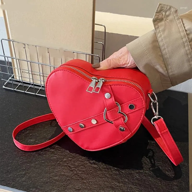 Totes Women Crossbody Bag Vintage Y2K Small Chain Rivet Shoulder Fashion Heart Shaped Purse Handbag Red PU Leather Tote