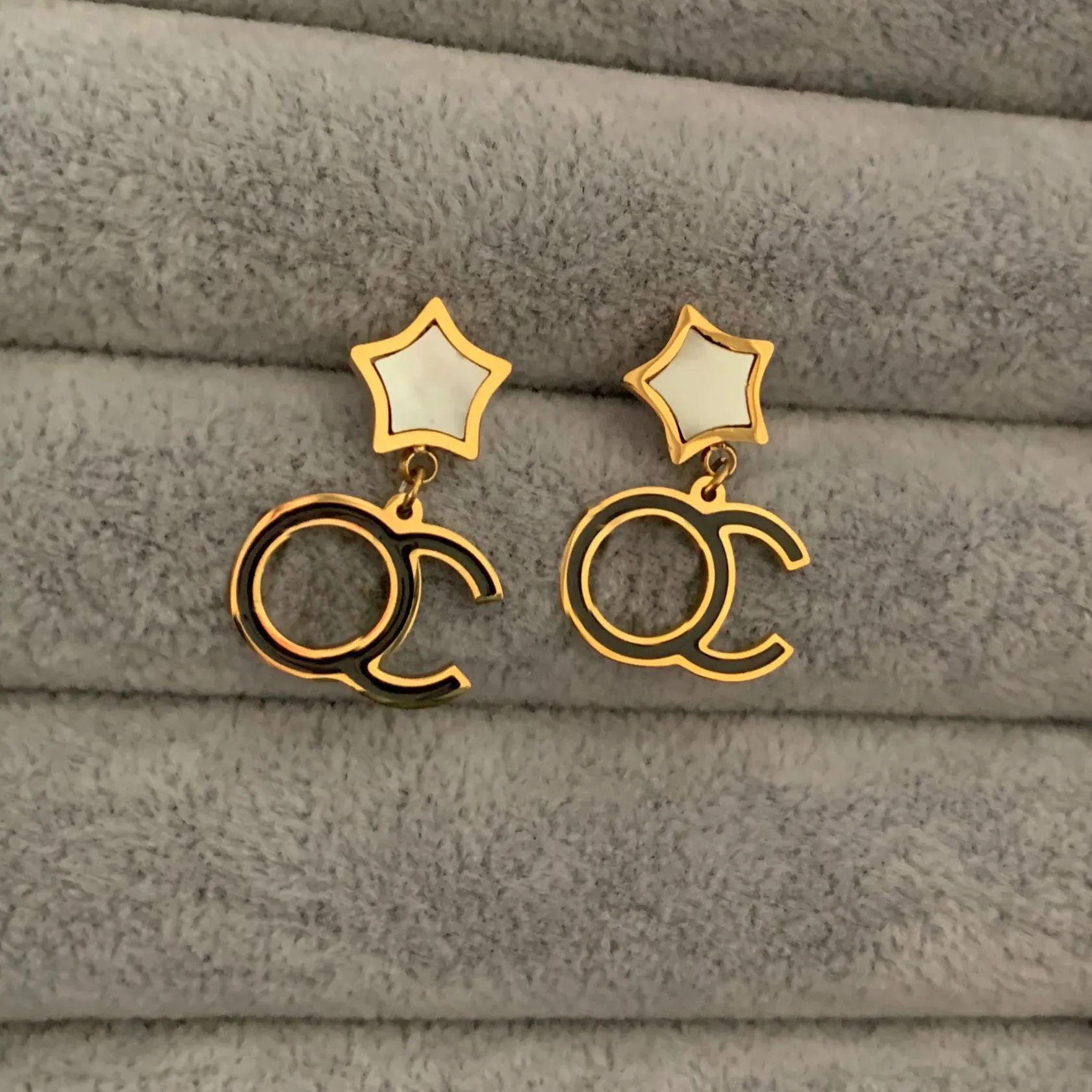 Women Luxury Designer Studs Gold Silver Rose Star Stamp Titanium Steel Fashion Couple Simple Earrings Classic Jewelry Wholesale