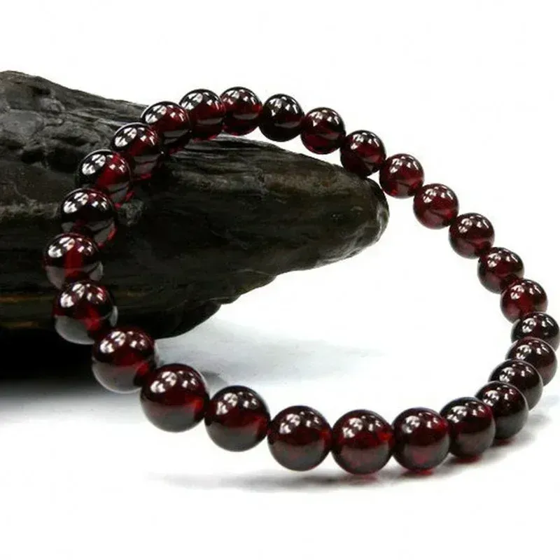 Strands Natural Garnet Prezent Kamień Naturalna bransoletka granatowa Mężczyźni bransoletki dla kobiet wina czerwona koralika Bransoletka Bransoletka biżuteria bransoletka