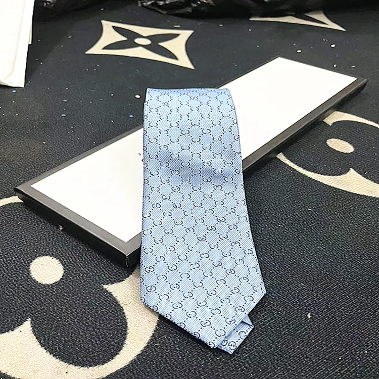 2024 New Men Ties Moda Moda Tie de seda 100% Casamento Tirada de casamentos Luxury Cocondtie Damier Ties Plaid Designer gravata gravata de seda com caixa Black Branco Branco Branco