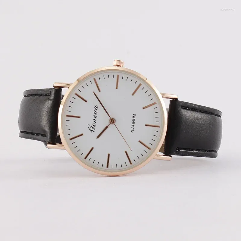 Armbanduhren Male beobachten Mode Casual Ultra Thin Uhren einfache Frauen Business Leder Quarzuhren Luxus Reloj Para Mujer