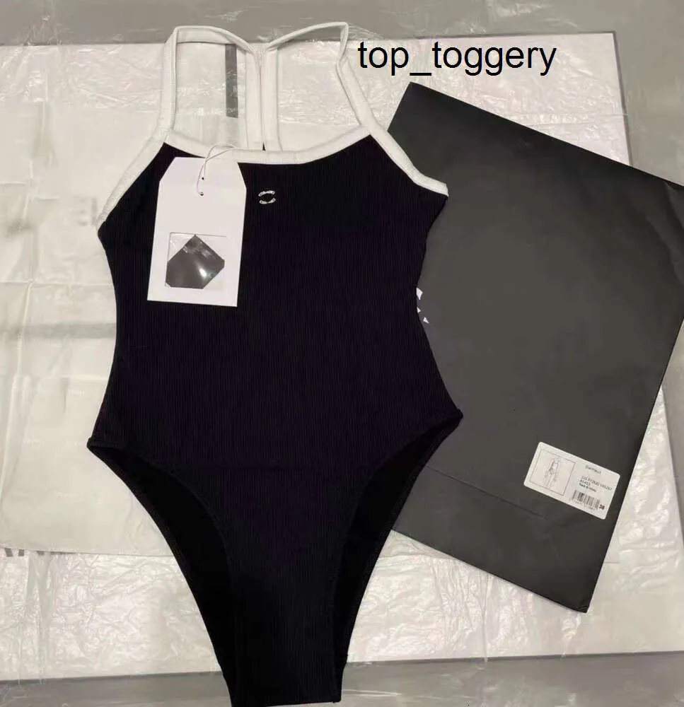 Kvinnors badkläder designer bikini baddräkter 2023 sexiga solida ribbade kvinnor en bit baddräkt kvinnlig hög midje baddräkt sommarstrand slitage simning monokini03