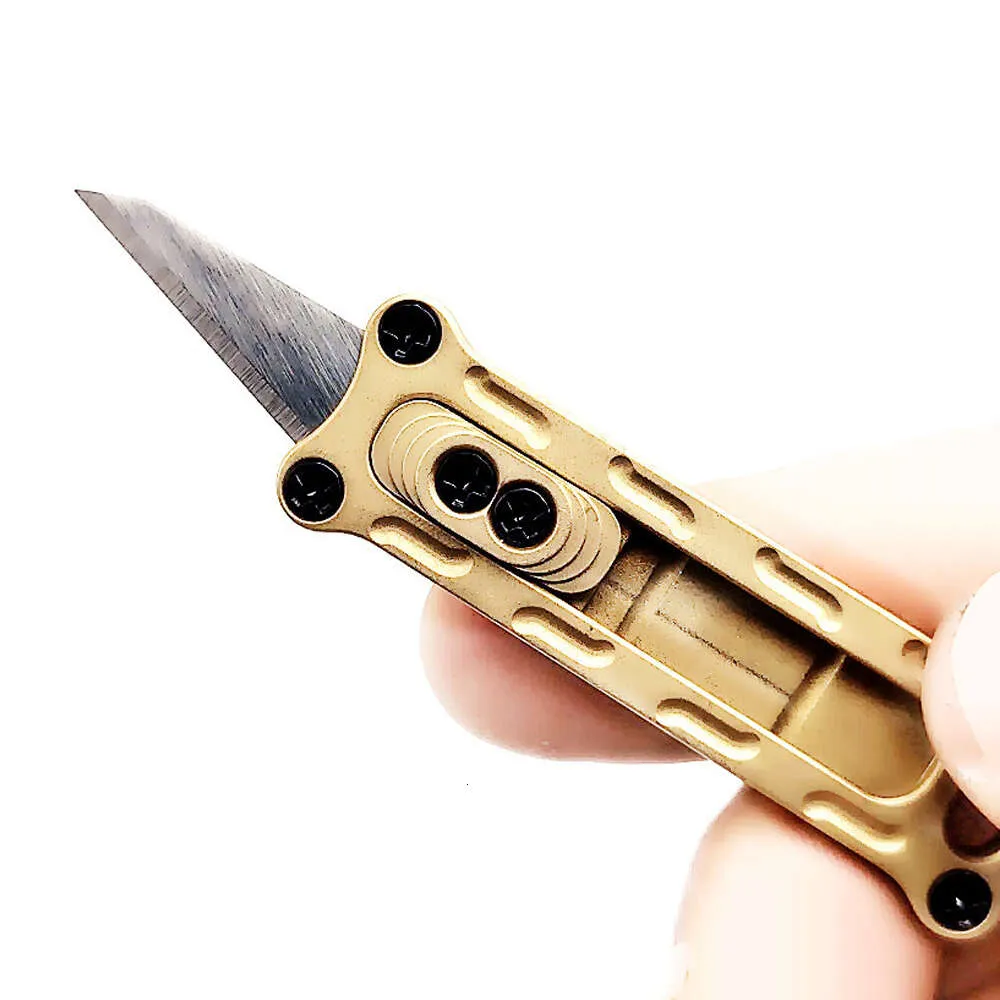 Mini coltello a spinta in lega in titanio in ottone affilato tagliente portatile portatiera per pendente coltello per pendente piccolo disimballaggio espresso pacchi apri