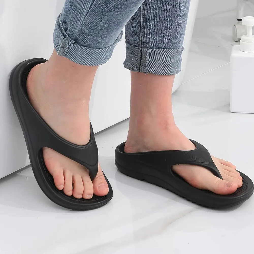 Comwarm unisex zachte wolken slippers platform flip flop zomer strand sandalen met boogsteun niet -slip badkamer dia's 240420