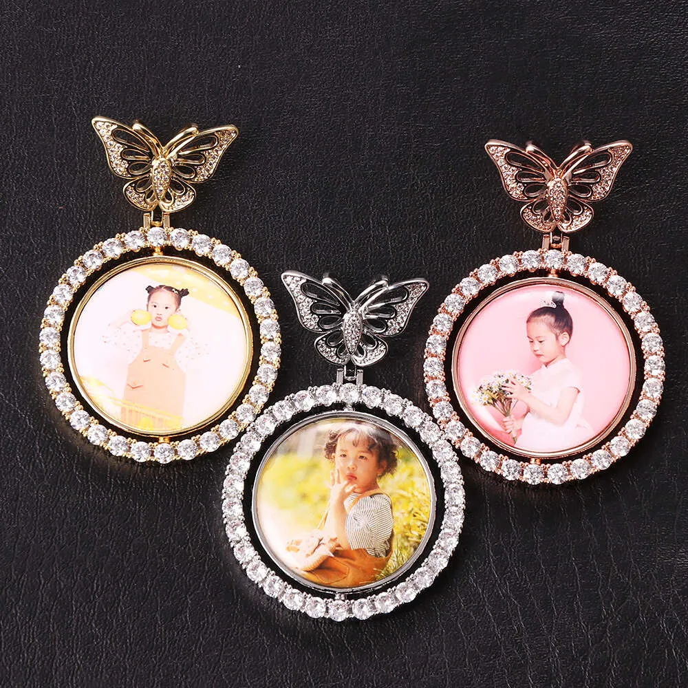 Circular Frame Butterfly Head with Rotatable Double-sided Photo Pendant for Commemorative Hip-hop Jewelry Collection