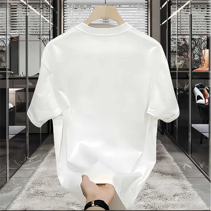 Męskie koszulki T-shirts American Fashion Brand krótkie rękawowe koszulka dla mężczyzn Nowa luźna okrągła szyja minimalistyczna litera drukowana Koreańska wersja