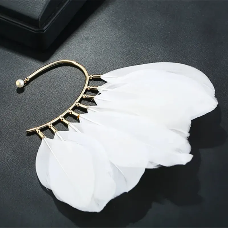 Earrings Unique White Black Feather Ear Cuff Clip Earrings For Women Earless Hang Without Piercing Crawlers Ear Cuff Fashion Jewelry