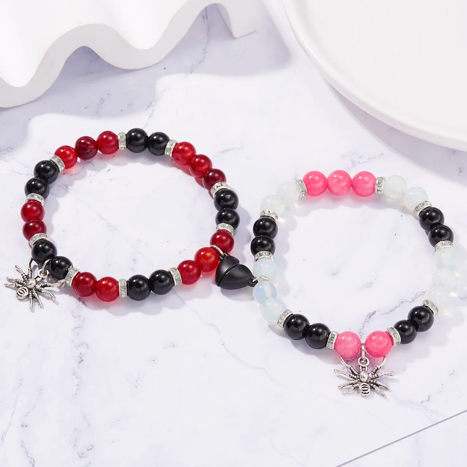 Странды 2pcs/Set Gothic Spider Bearted Bearted Bracelet Creative Heart Magnetic Соответствующие пары браслеты для женщин Мужчины Хэллоуин Ювелирные изделия