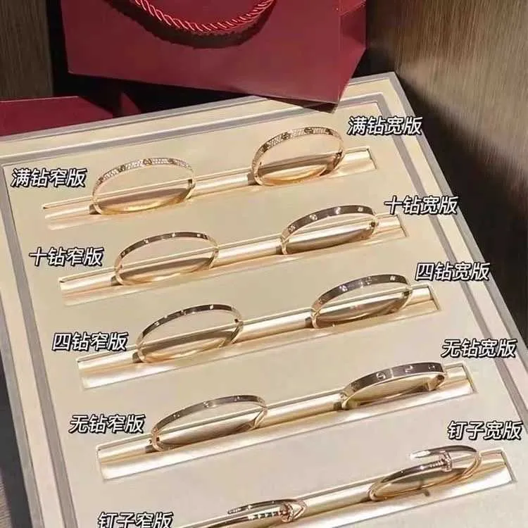 Braceuses de concepteur de luxe Boutique en ligne Bracelet en or rose 18K pour femmes AU750 Or coloré avec diamant large et étroit Bracelet pour couples masculins Gift to Girl