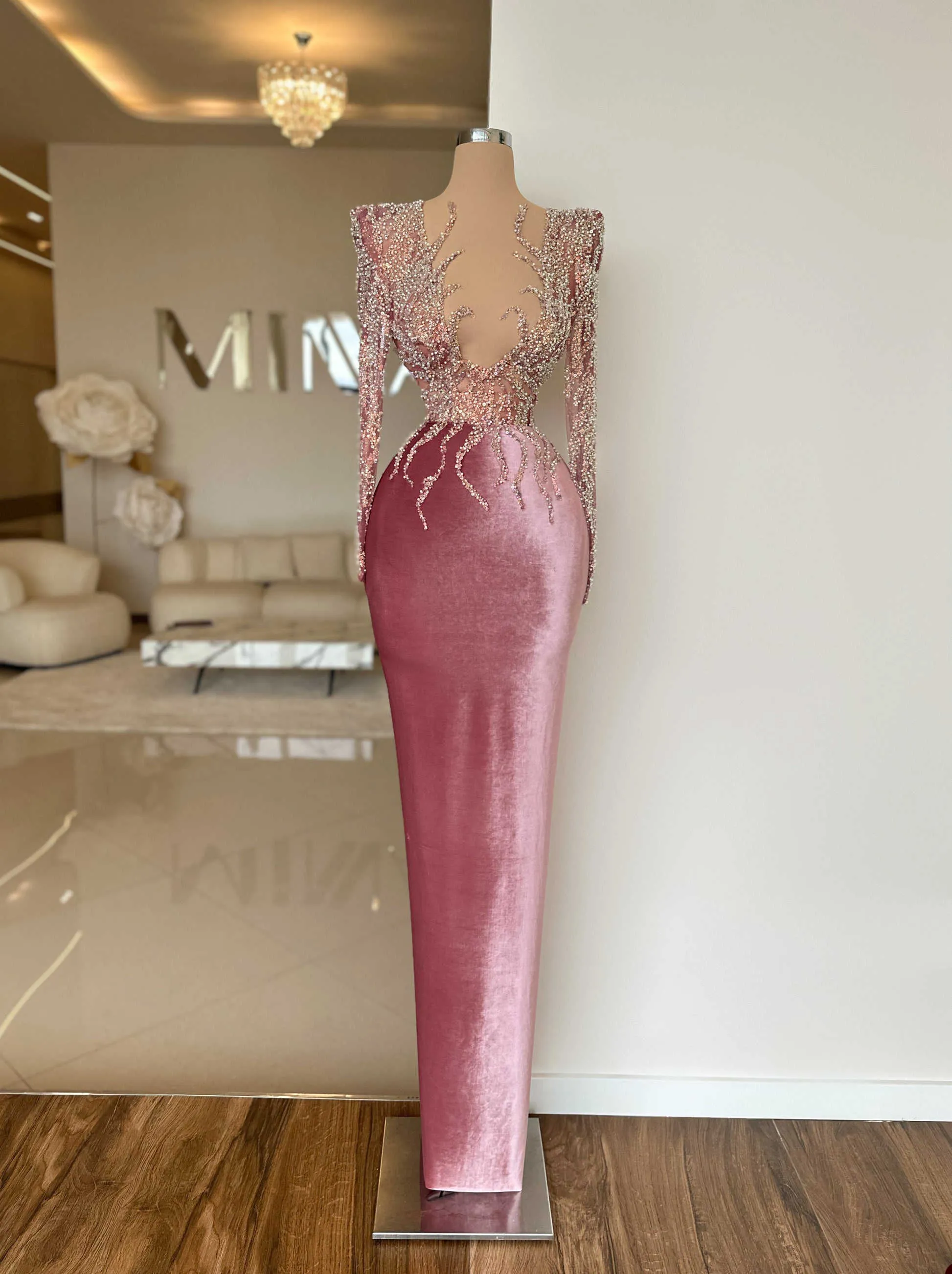 Sparkly Mermaid Prom Dresses Beads Sequins V-neck Irregular Velvet Long Sleeves Floor Length Custom Made Plus Size Party Evening Dress Vestido De Noite