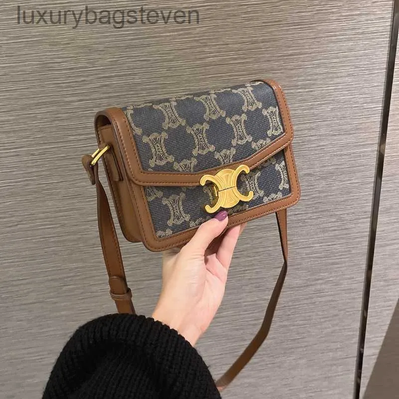 Toppklass cellin varumärkesdesignväskor populära nya kvinnors handväska singel axel crossbody gammal blommeljus lyx mode höjning tofu väska med original logotyp