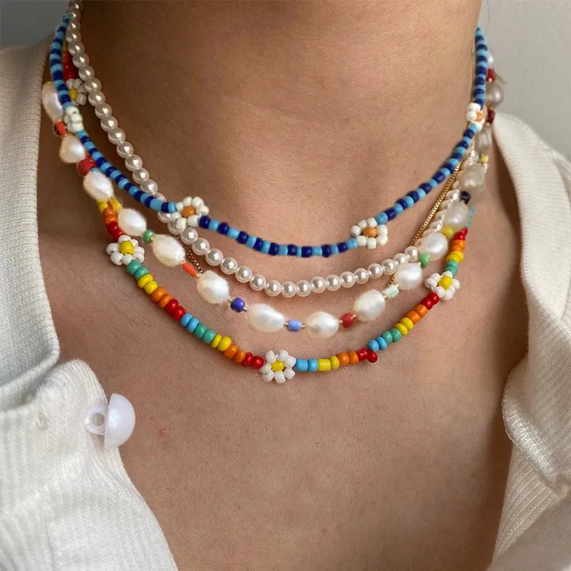 Necklaces 2024 New Lovely Daisy Flower Colorful Beads Pearl Clavicle Choker Necklace for Women Girls Spring Summer Jewelry Wholesale