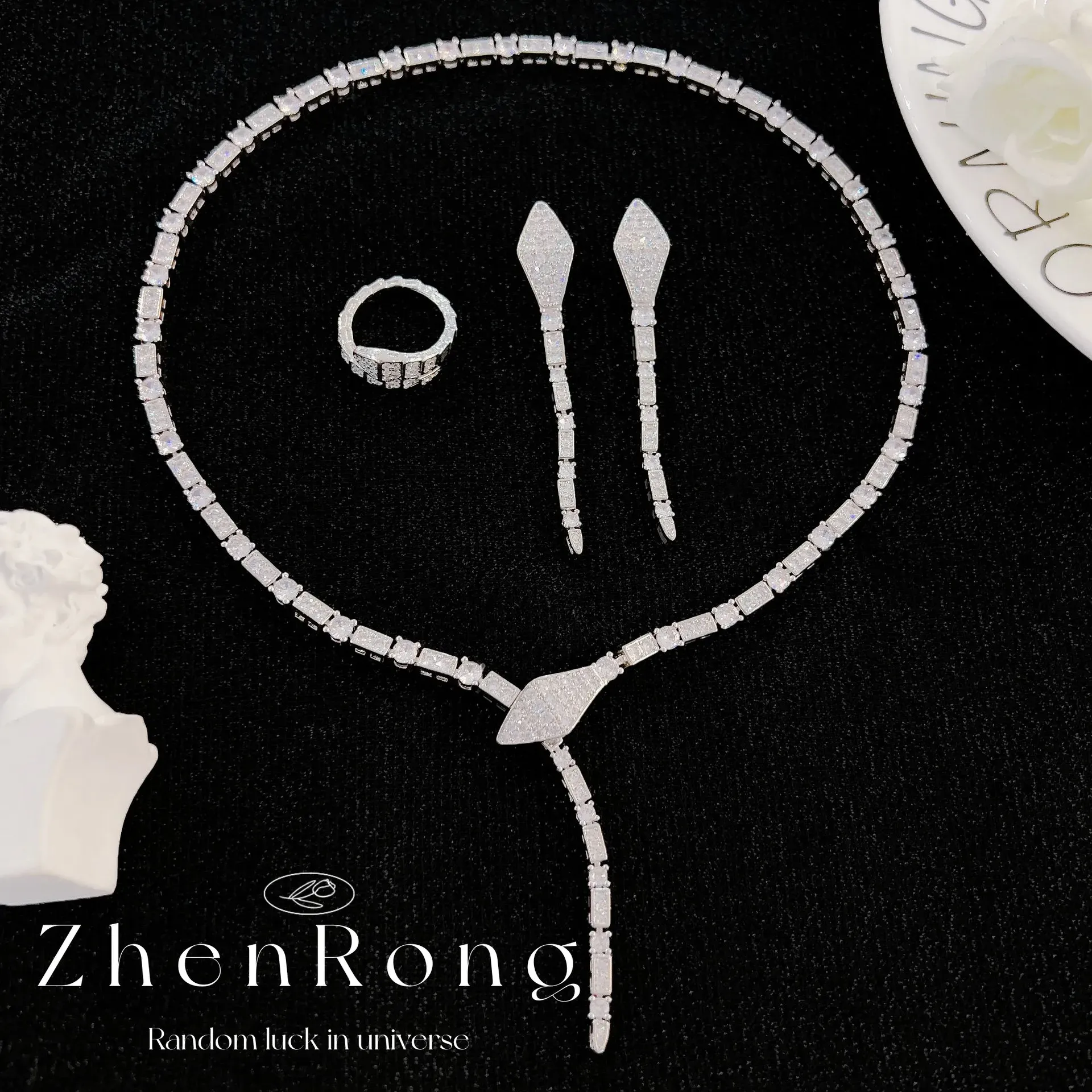 Halsketten 925 Sterling Silber Persönlichkeit Schlangeform Halskette Ringe Ohrringe für Frauen Bling kubische Zirkonia Cocktailparty Schmucksets