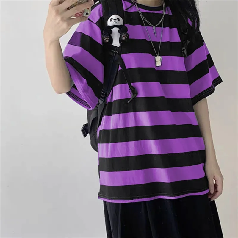 Женщины футболки Harajuku Goth Punk Stripe Print Print с коротким рукавом свободная одежда негабаритная футболка женские топы хип -хоп Tee 240411