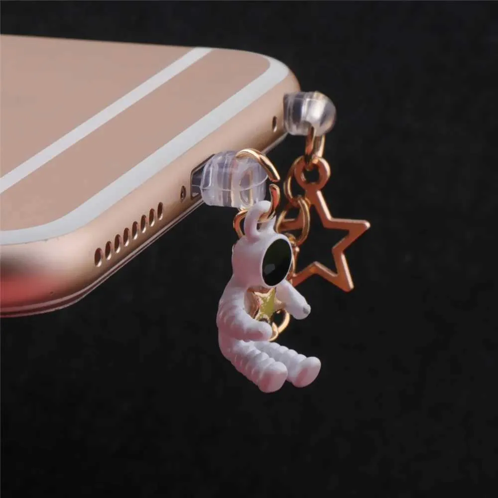 Teléfono celular Gadgets Astronaut Cute Dust Plug Charm Kawaii Puerto de carga para iPhone Anti Dust Tap Tipo C Phone Protection de protección contra polvo para AirPods Y240423