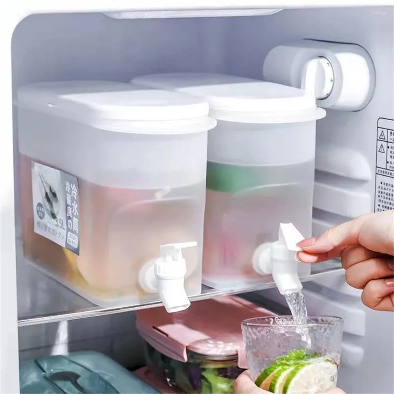 Water Bottles Household Bucket Can Put The Refrigerator Self-contained Faucet Daily Use Drink Freely Kitchen Bar Supplies