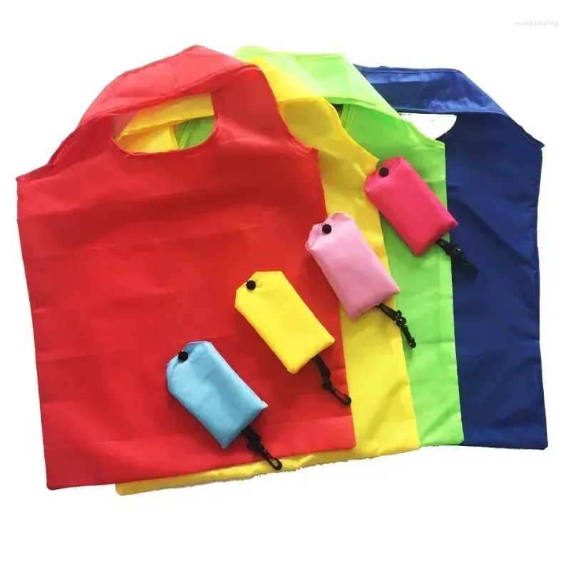 Shoppingväskor väska fast färg ekovänlig vikbar återanvändbar bärbar axelhandväska polyester för resevaruvaruvaran
