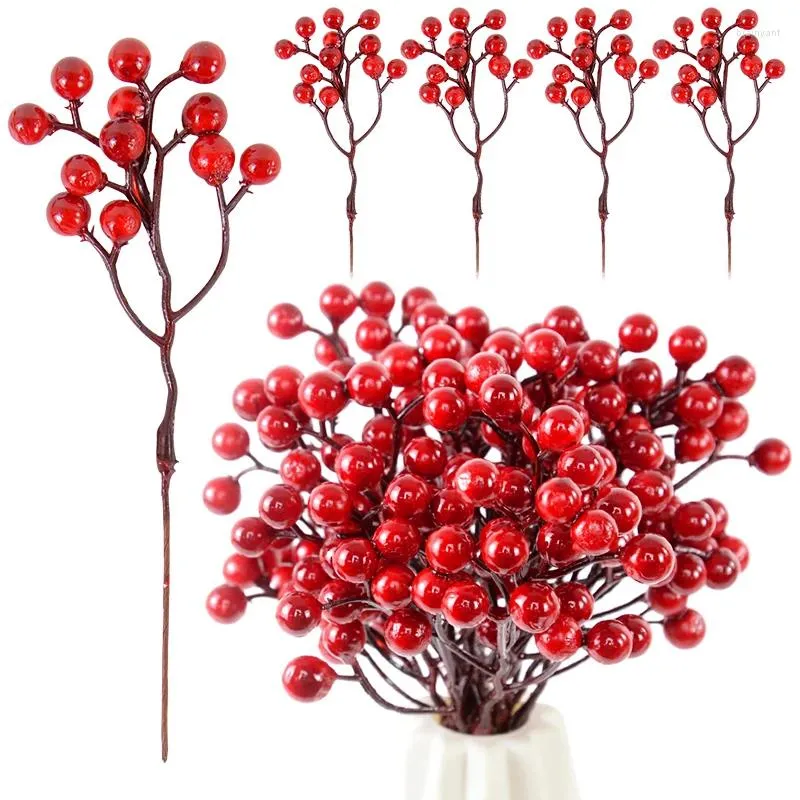 Fleurs décoratives 5pcs Artificial Red Berry tiges mousse de Noël Fruit Fleur branche Simulation Berries Cherry Plant Wedding Party