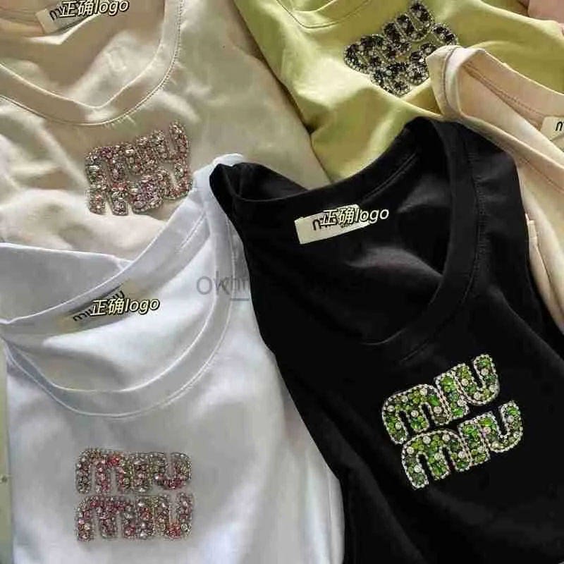 Kvinnors T-shirtdesigner Summer Tee Sweet Rhinestones täcker magen Loose Round Neck Short Sleeved T-shirt Topps K673663K