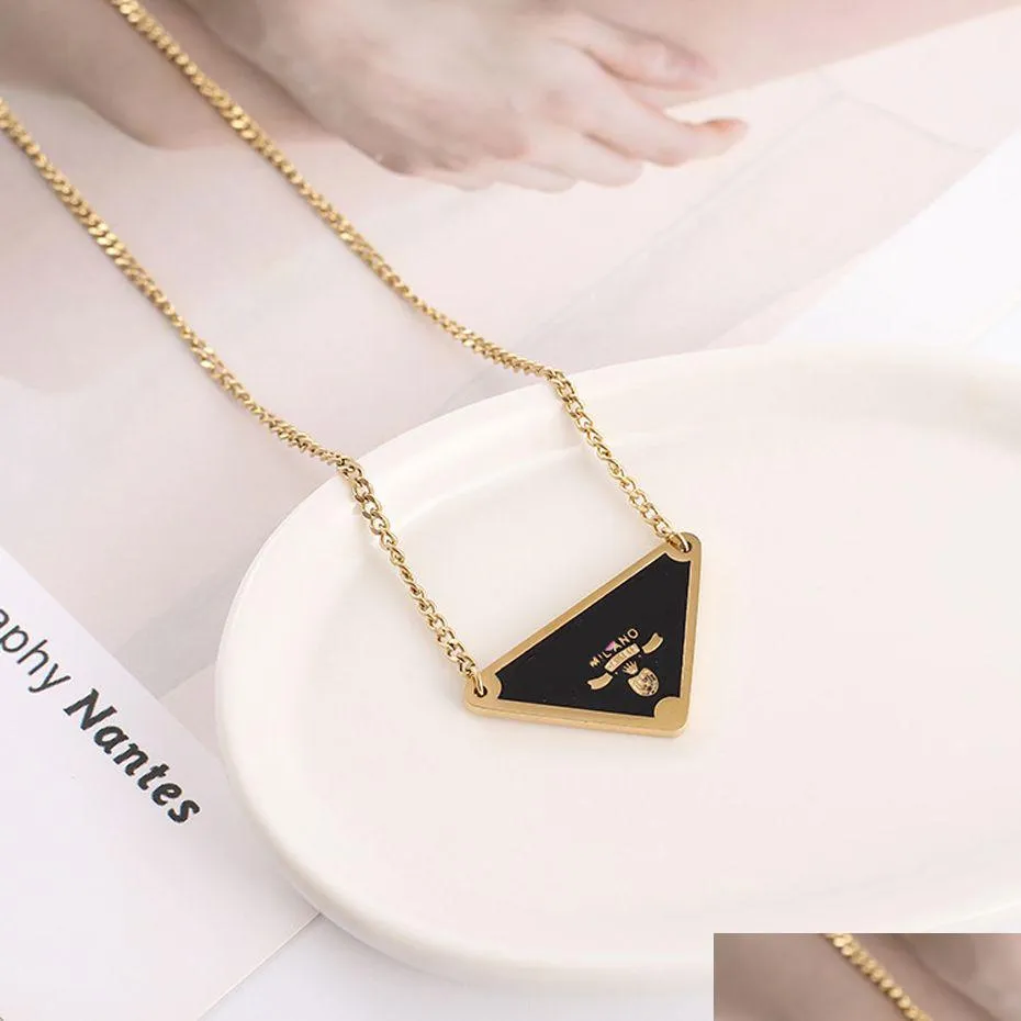 Pendant Necklaces Gold Sier Triangle Pendants Necklace Female Stainless Steel Couple Chain Jewelry On The Neck Gift For Girlfriend Dro Otdfx