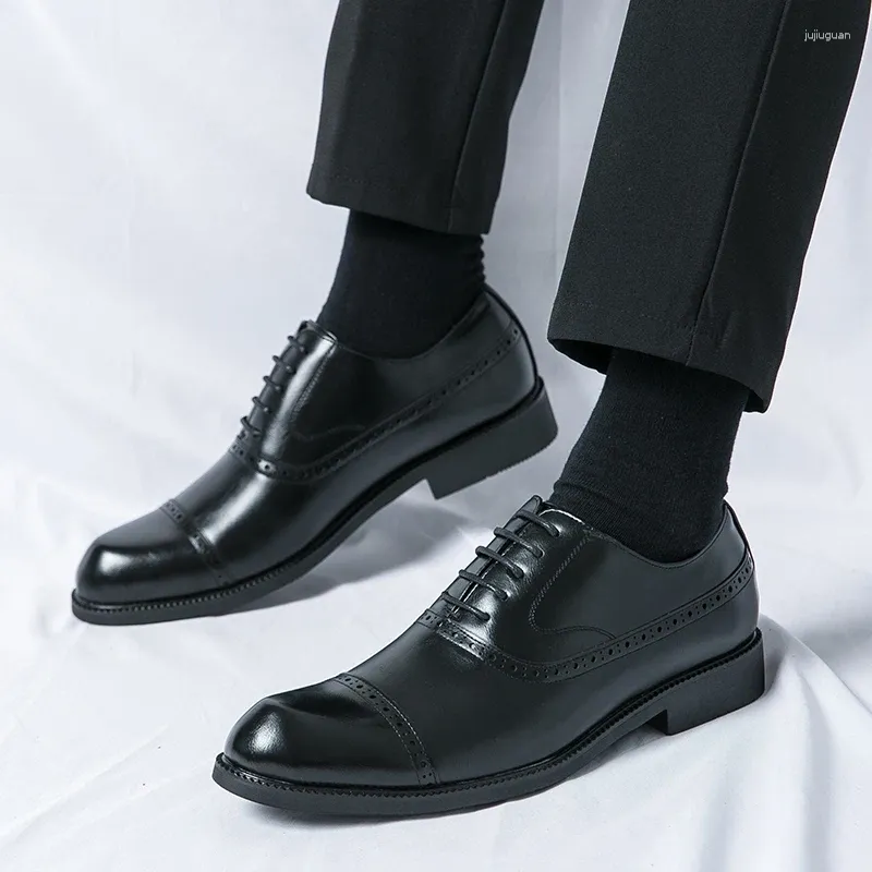 Casual Shoes Men Formal Lace Up Classic Dress Business Italian Oxfords Footwear Elegant Brogue Black Wedding