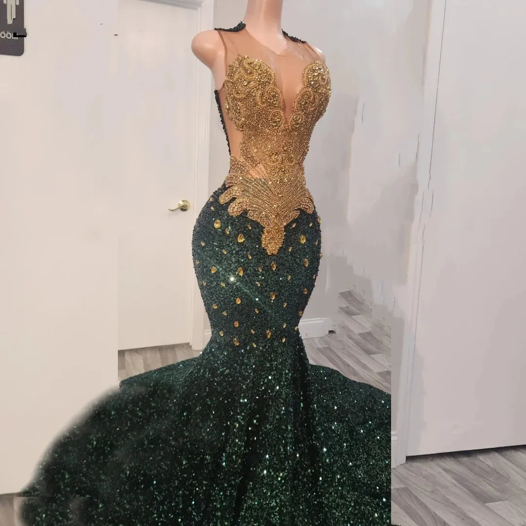 Vestido de baile de lantejoulas verdes de esmeralda para Blackgirls Gold Rhinestones BEDED FORMAL GALA GALA GOWN VESTIDOS DE FESTA