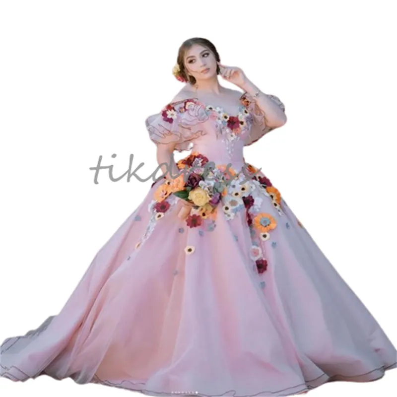 Fairytale Pink Florals Quinceanera Dresses Princess Off Schouders 3d Flowers Verjaardagsfeestjes Jurken Gorgeous Debutante Robe MARIEE Vestido de 15 XV Anos Masquerade