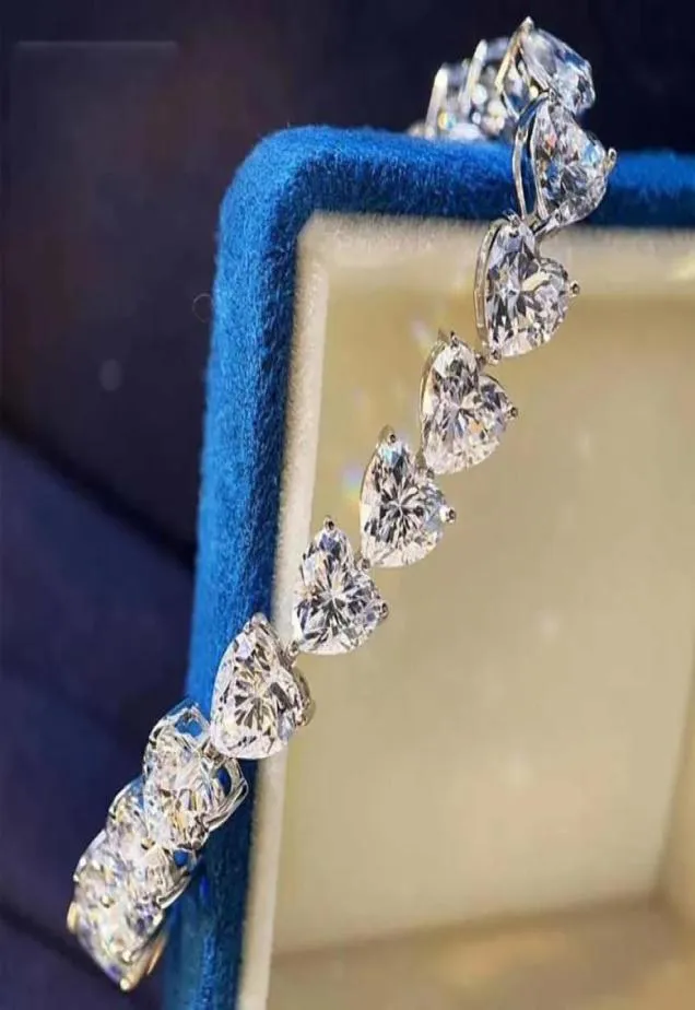 Luxurys Desingers Charm Armband Full Diamond Love Moissanite Oregelbundet armband som blinkar kvinnor Enkel hand ogräsande strandklänning CO3711128