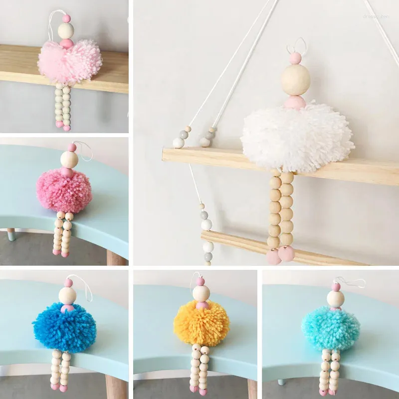 Figurine decorative ballerina ballerina sospesa decorazione vivaio per bambini ornamento perle in legno decorazioni per la stanza di pografia