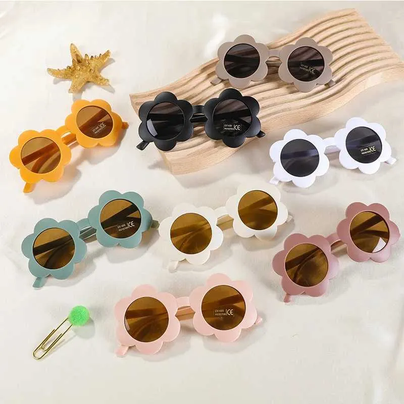 Sunglasses New Sun Flower Kids Sunglasses UV400 for Boy Girls Toddler Lovely Baby Sun Glasses Round Cute Children Outdoor Eyewear 240423