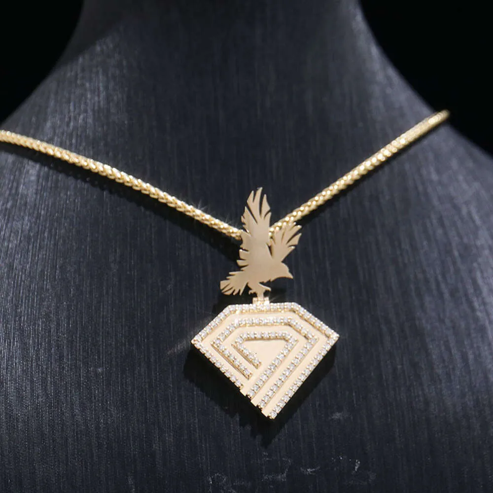 Colgante de oro real personalizado de hip-hop con colgante de estilo de águila diamante natural FGH para ropa diaria