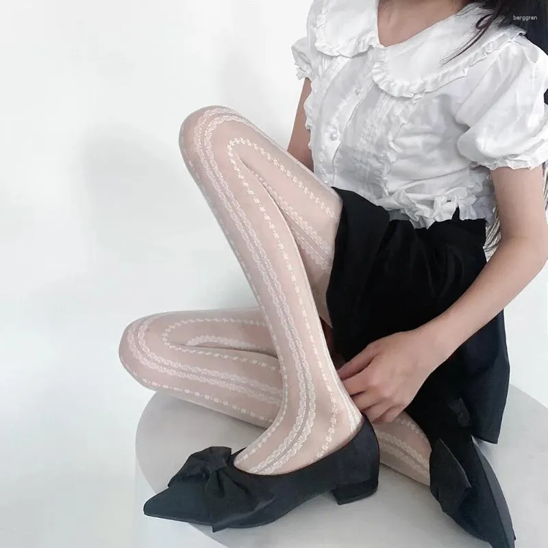 Kvinnstrumpor lolita spetsar ultratunna tights strumpbyxor Nylon lår med hög strumpor underkläder sexig smal kroppsstrumpa