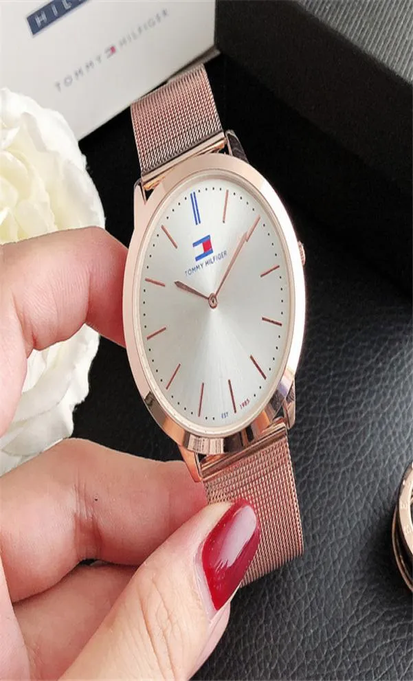 40 mm Lady Bekijk Rose Gold Watch Lady Famous Selling Factory Whole Low Round Dial Simple Fashion Watch Gift for Girls 4682471