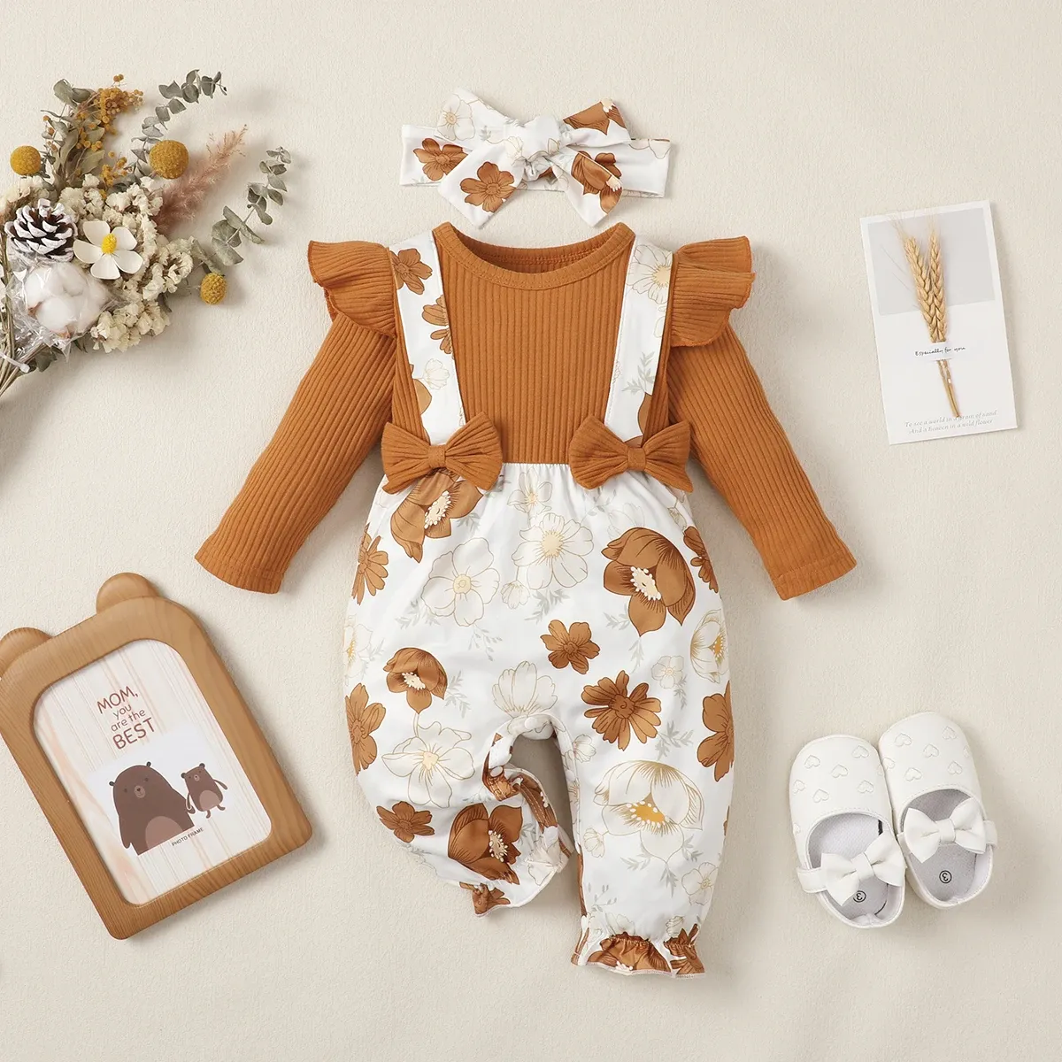 Enstycken 02Yearold nyfödda flickor Rompers Spring Autumn Brown LongSleeved Stitching Flower Print 2st Baby Clothing