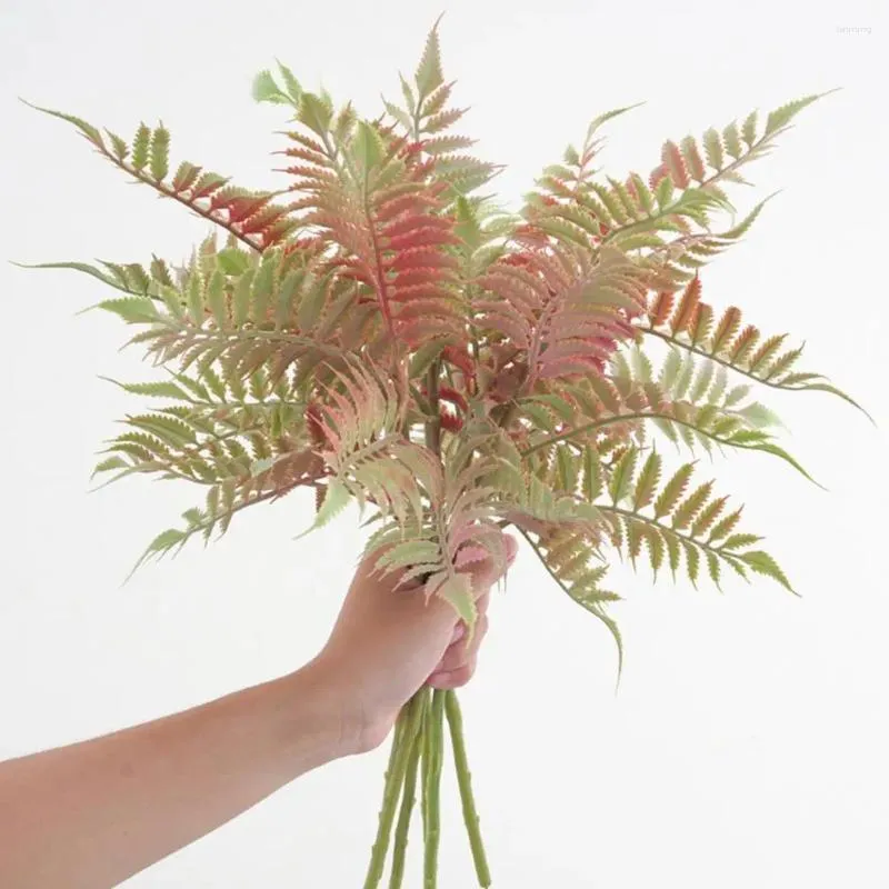 装飾的な花は家の装飾のために人工装飾的な花現実的なシミュレートされたpteris leaf屋内