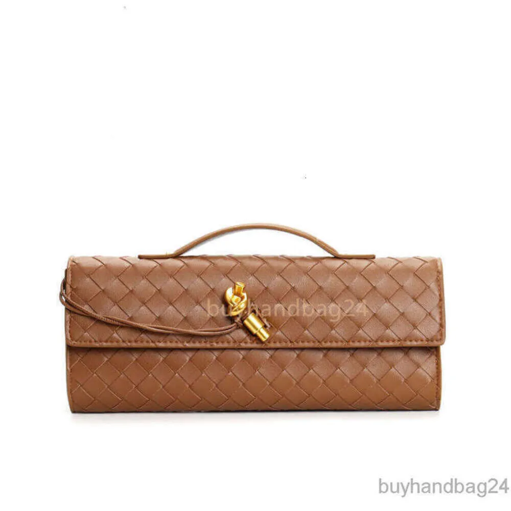 Nieuwe mode Bottegs Venets Cross Single Long Clutch Handle 2023 andiamo Bag Buckle Lady Hardware Bags Purse Lock Woven Stick Schouder Women Baguette Zylh jeo4