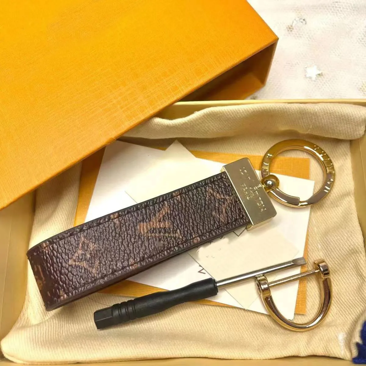 Designer Keychain Key Chains Ring Holder Brand Designers Keychains For Porte Clef Gift Men Women Car Bag Pendant Accessories
