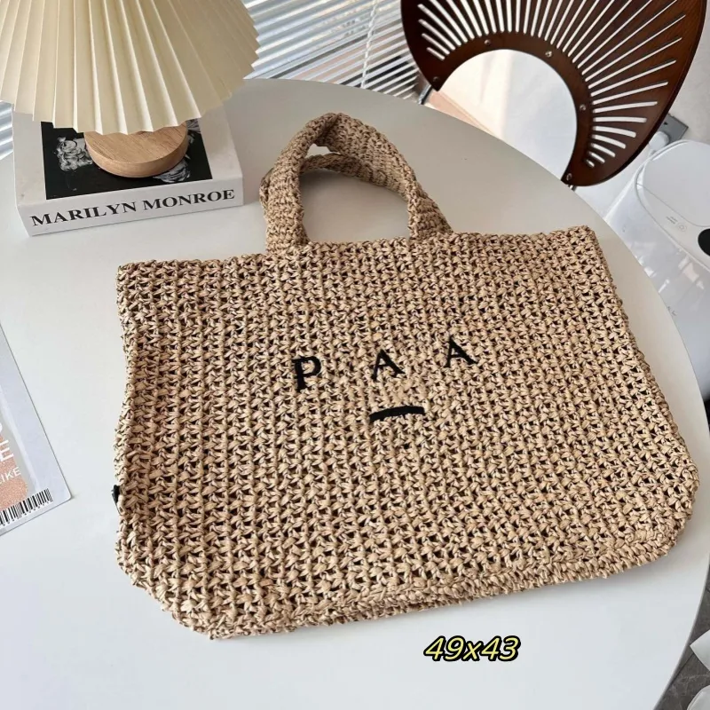 Tote Beach Tas Designer Bag Strawtas 7a Geavanceerde versie Mode geweven voor zomer hoogwaardige zomer geweven tas vakantiebag grote capaciteit boodschappentas HD detail