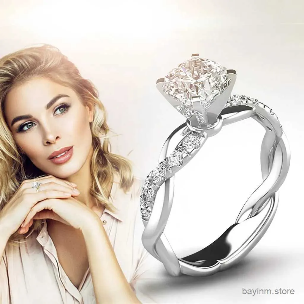 Bröllopsringar Bröllopsengagemang Party Presentringar för kvinnor Silverfärg Dimond Ring Bridal Zircon Elegant Fashion Rings Bague Femme 2022