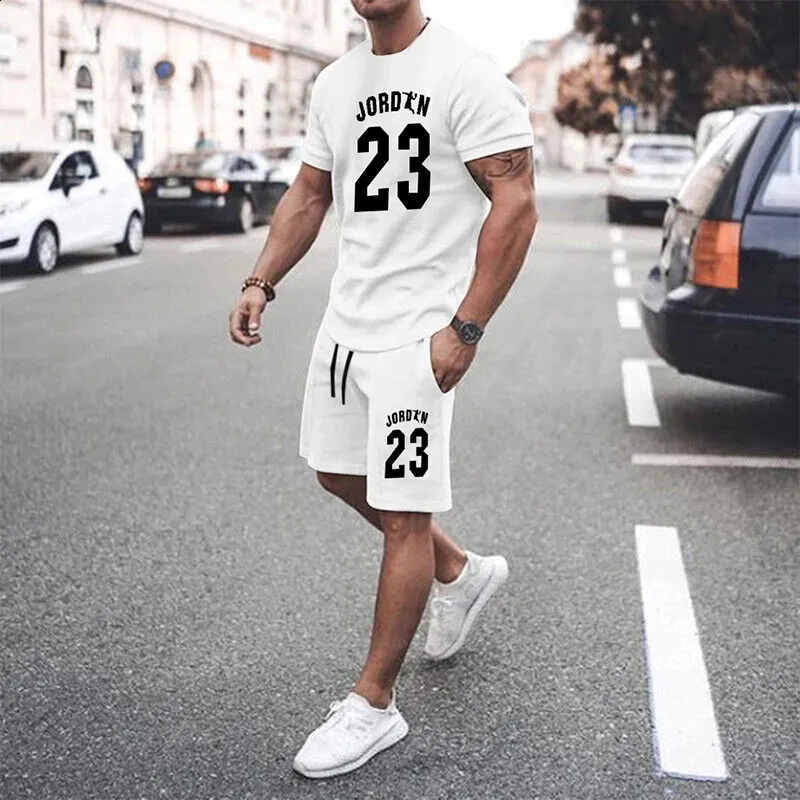 White Mens Summer Mesh Hiphop Basketball Tshirt 23 Men imprimé costume de loisirs Sportswear Streetwear Shorts Tops 2-Miece Set 240415