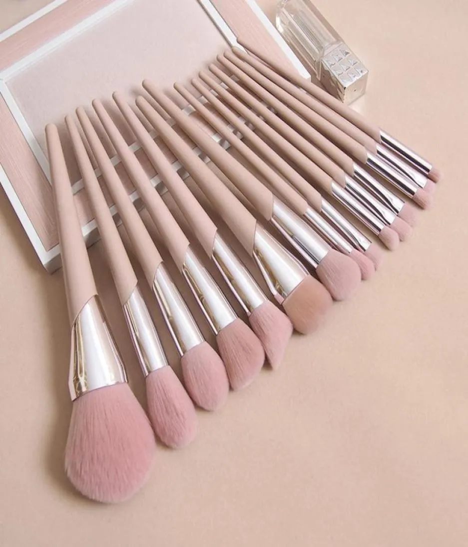 Makeup Brushes Fashion Beauty Cosmetic Nude Pink Fb Powder Blusher Lightlighter Brushadow Mélange de mèches de nez LIP8512300