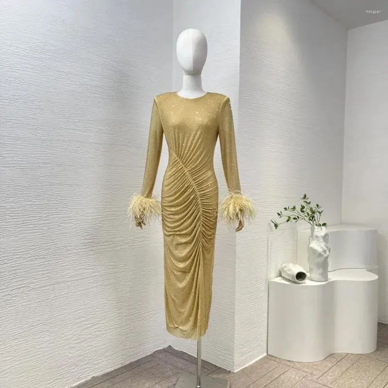 Casual Dresses Top Quality Women Clothing 2024 Spring Golden Diamonds Wrinkled Bodycon Midi