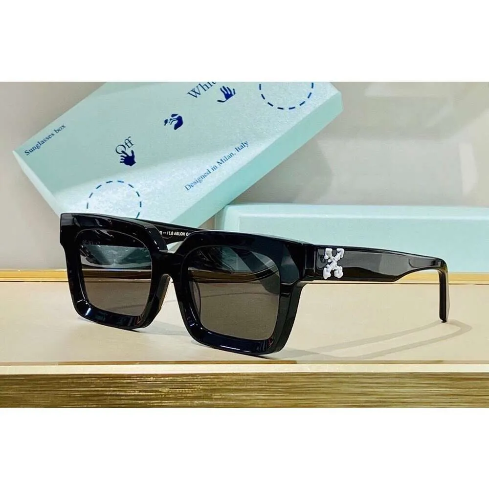 Mode solglasögon designer off Brand White Top for Men and Women Small Frame Tortoiseshell Solglasögon UV400 Street Camera Solglasögon med originallåda