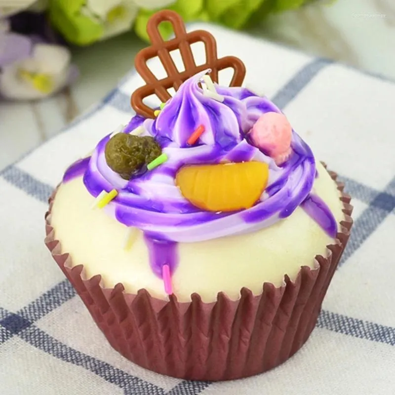 Dekorativa blommor realistiska konstgjorda falska tårta cupcake modell cup display pografi rekvisita hantverk