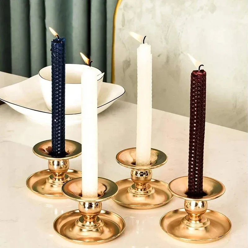 Iron Round Craft Candle Holder Creative Simple Romantic Cup Table Decoration Rod Wax Socket Base Tray 240410